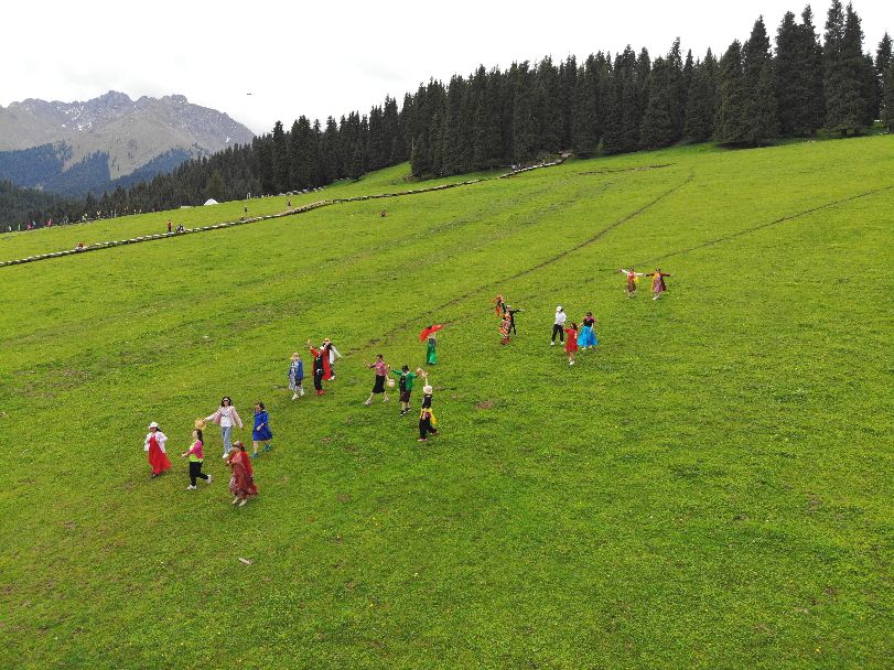 坐公共交通工具游新疆北疆攻略,从新疆坐大巴去俄罗斯