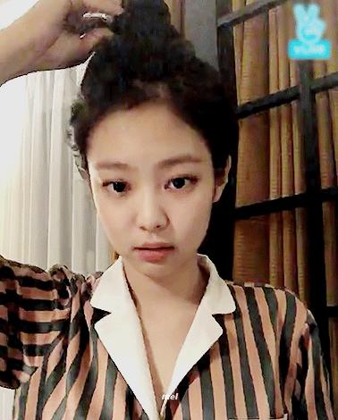 现在流行圆脸还是瓜子脸,现在是流行瓜子脸还是圆脸