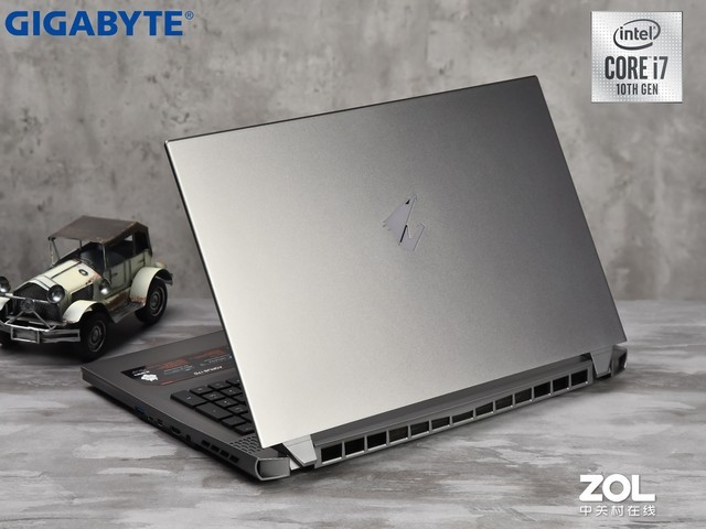 技嘉笔记本aorus17y评测,技嘉游戏本aorus17g屏幕分辨率