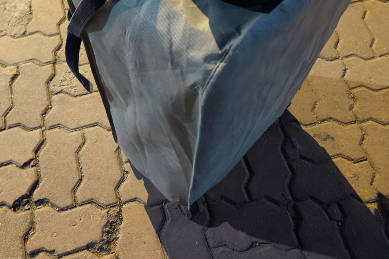 rimowa旅行箱带屏幕,rimowa箱子测评