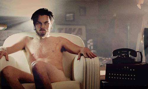 地球太烦了,这个男人居然想带全人类飞向天空