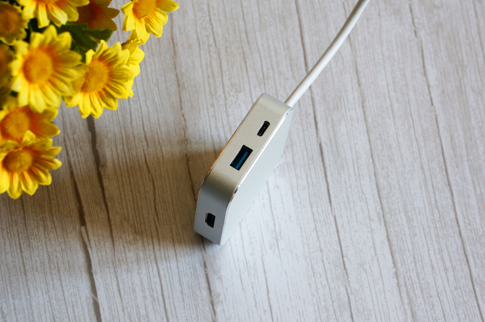 oricotype-c扩展坞拆解,orico多功能type-c扩展坞