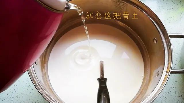 凉皮发粘干裂,为什么自己在家做凉皮总是裂开