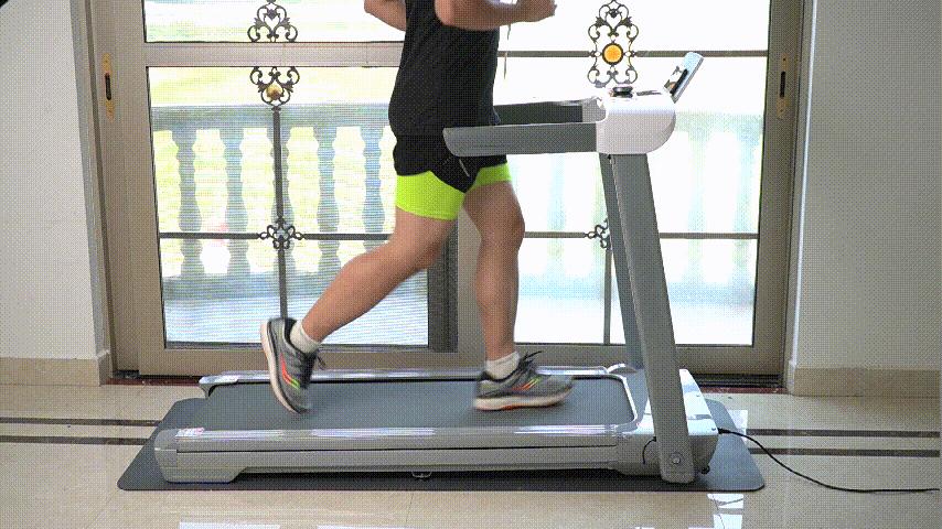 家用静音智能跑步机亿健,亿健精灵智能跑步机