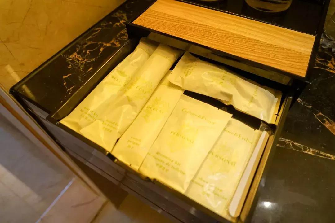 「思远说酒店」汉*江阳**滩繁华地——世茂希尔顿