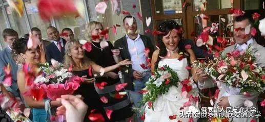 俄罗斯人也爱大米:俄餐中的“米饭”