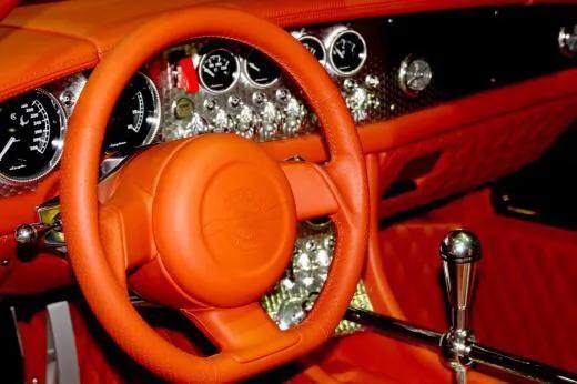 spyker世爵16寸6速,世爵c8laviolette跑车