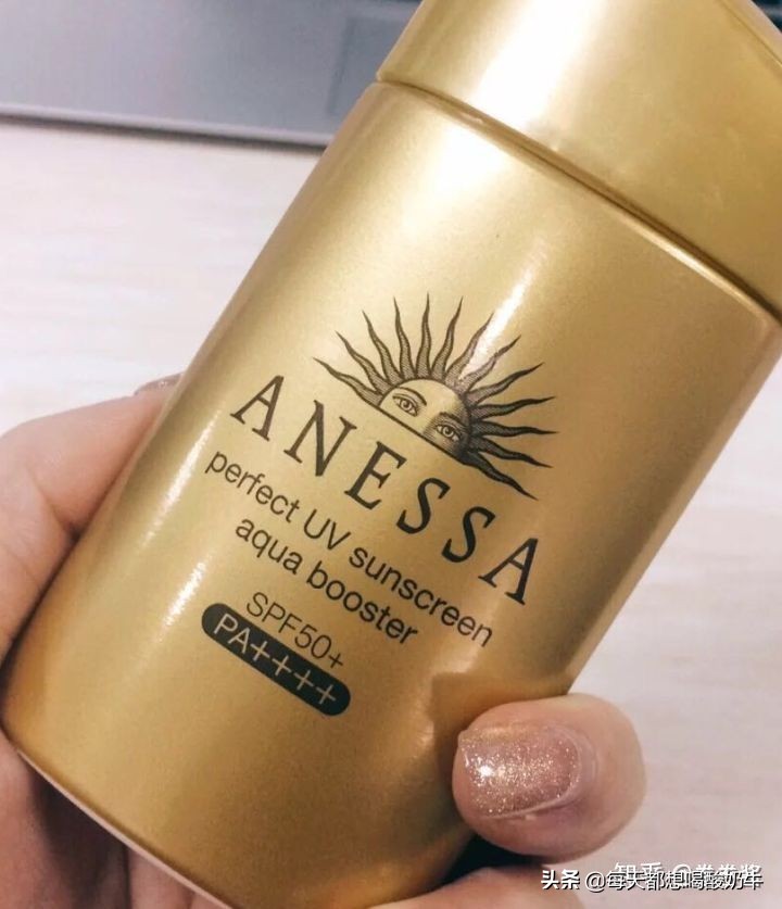 化妆之后毛孔变得粗大，皮肤黯淡无光，应该怎么护肤？