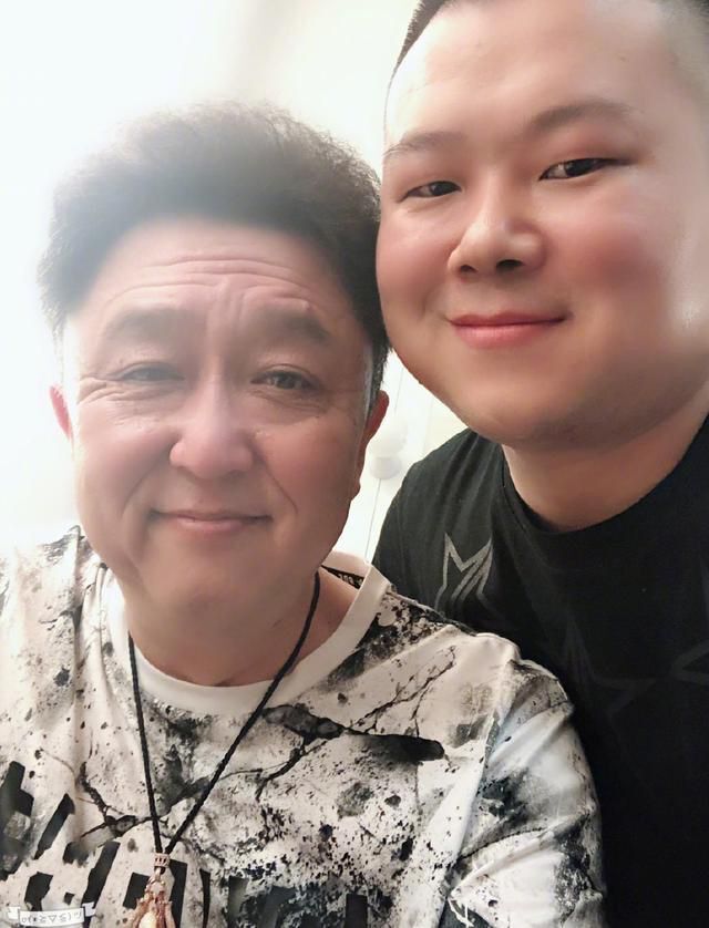 郭德纲参加于谦发布会,于谦想跳槽郭德纲怎么说