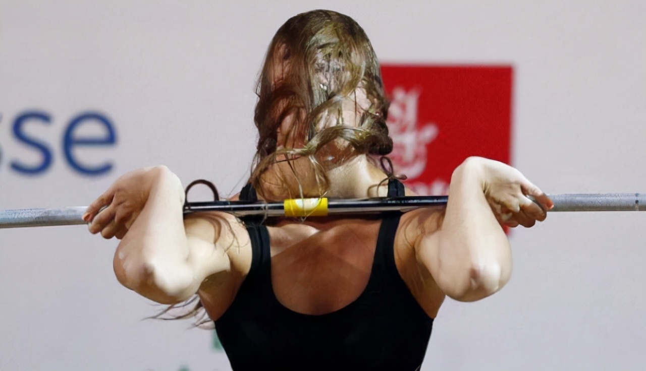 喝水时的搞笑表情包,跑步表情包搞笑图片高清