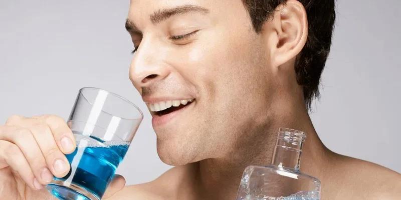 长期喝漱口水对牙齿有害吗,漱口水喝多了会损坏牙齿吗