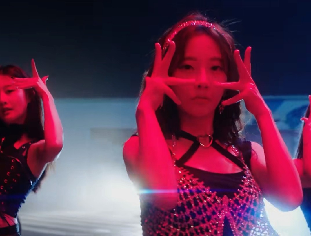 冯提莫新歌窥,冯提莫首秀歌曲