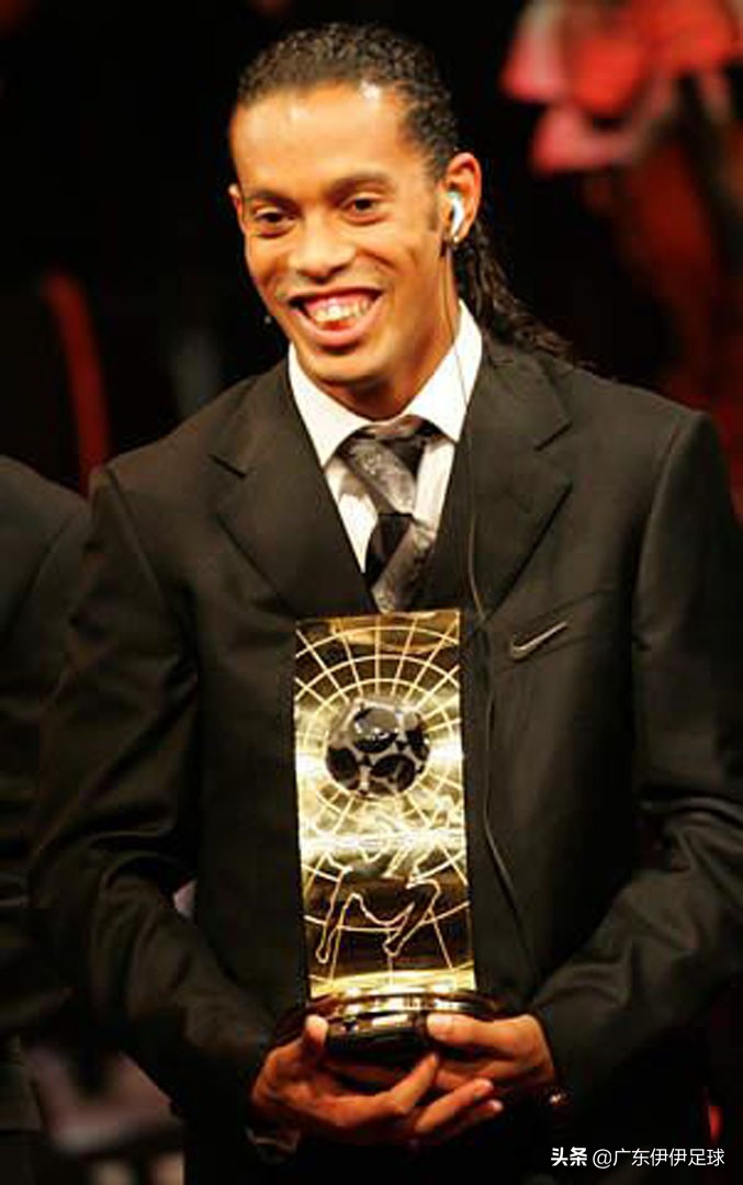 小罗沉浸式足球,桑巴足球巅峰时期的小罗