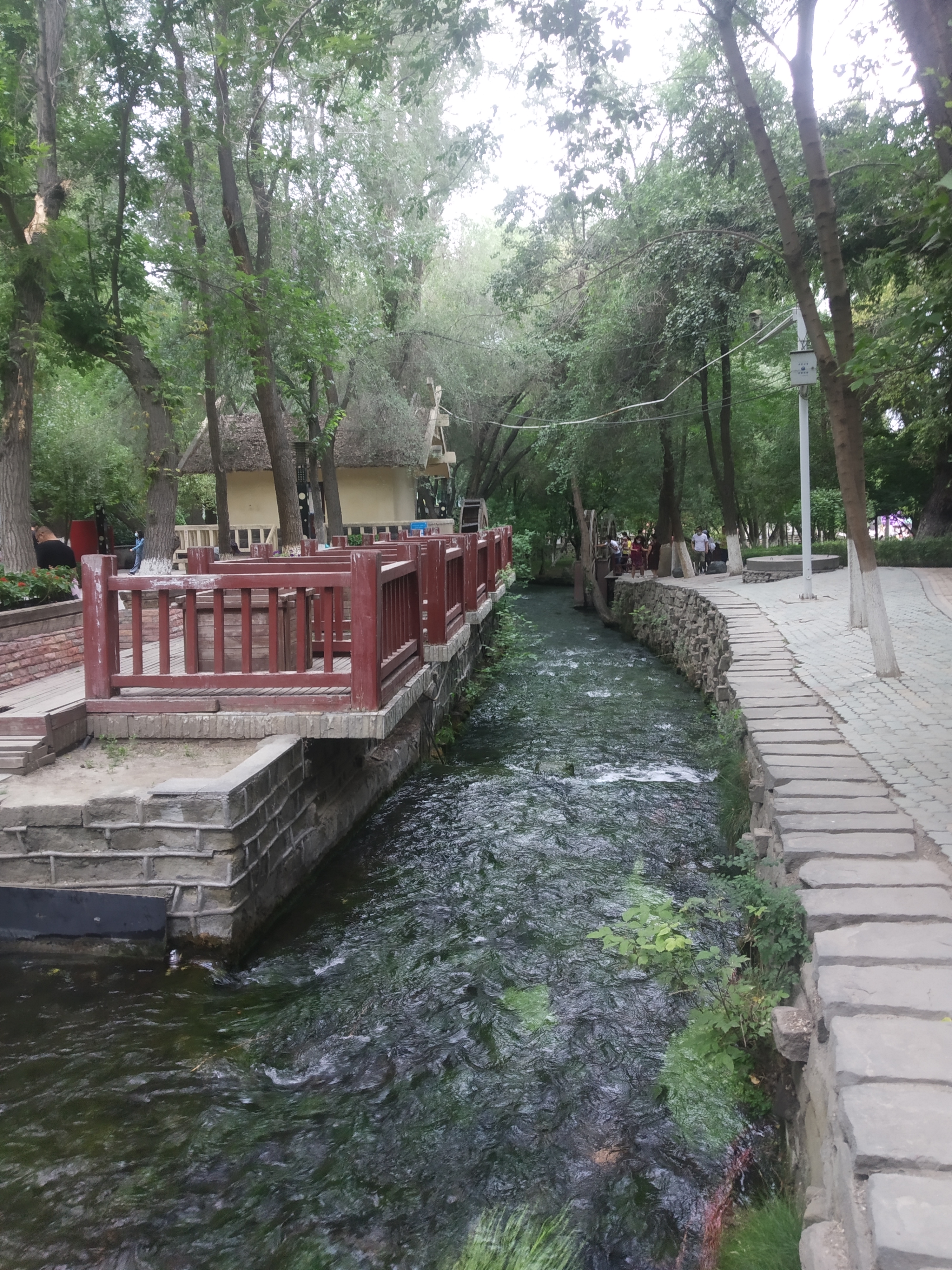 新疆乌鲁木齐市水磨沟区公园景点,乌鲁木齐2020年7月12日水磨沟公园