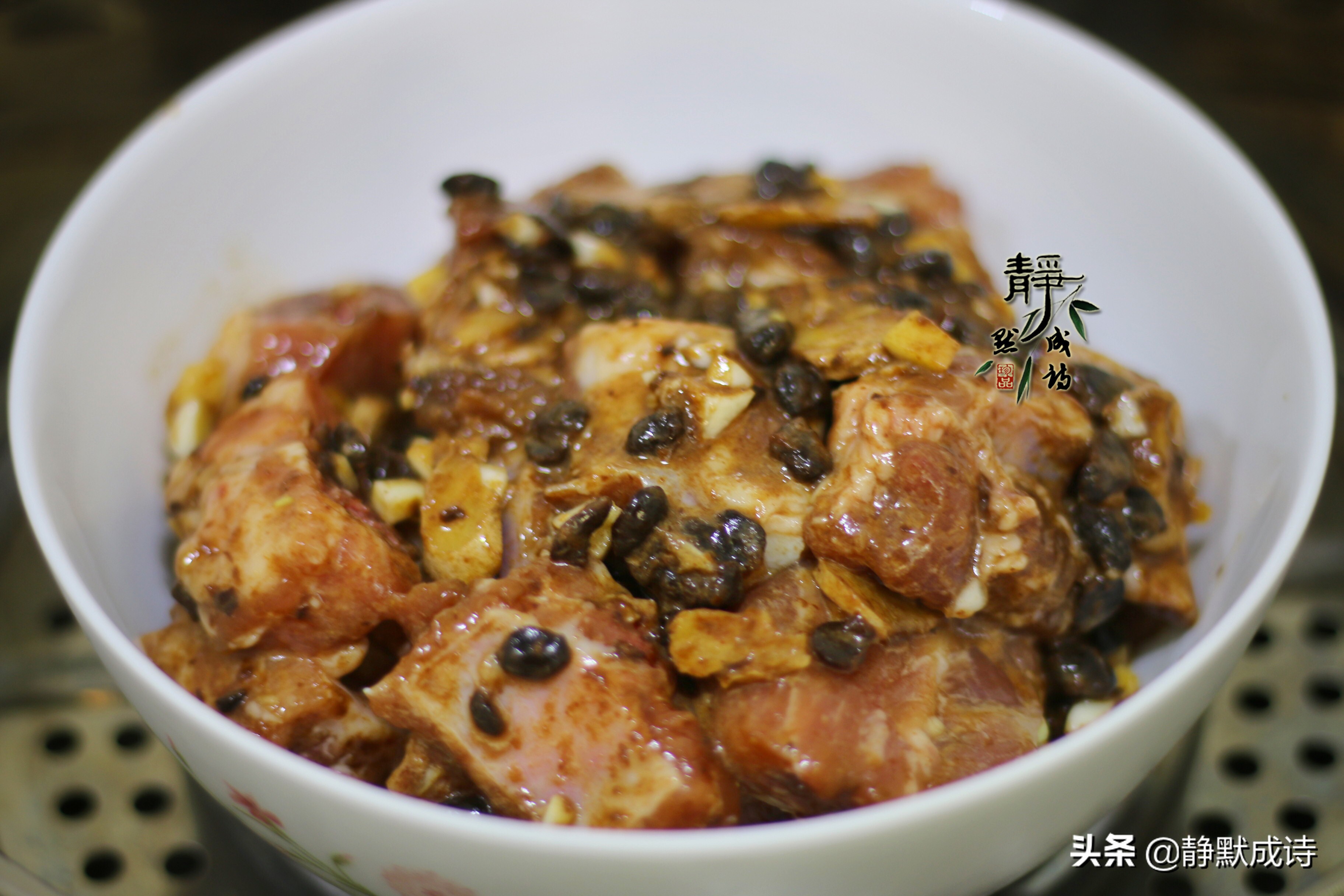 排骨做出来为什么不软,排骨炖土豆怎么炖才软嫩不塞牙