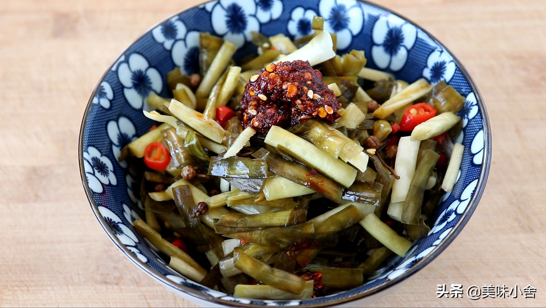 腌韭菜最好吃的做法,腌韭菜即食家常做法