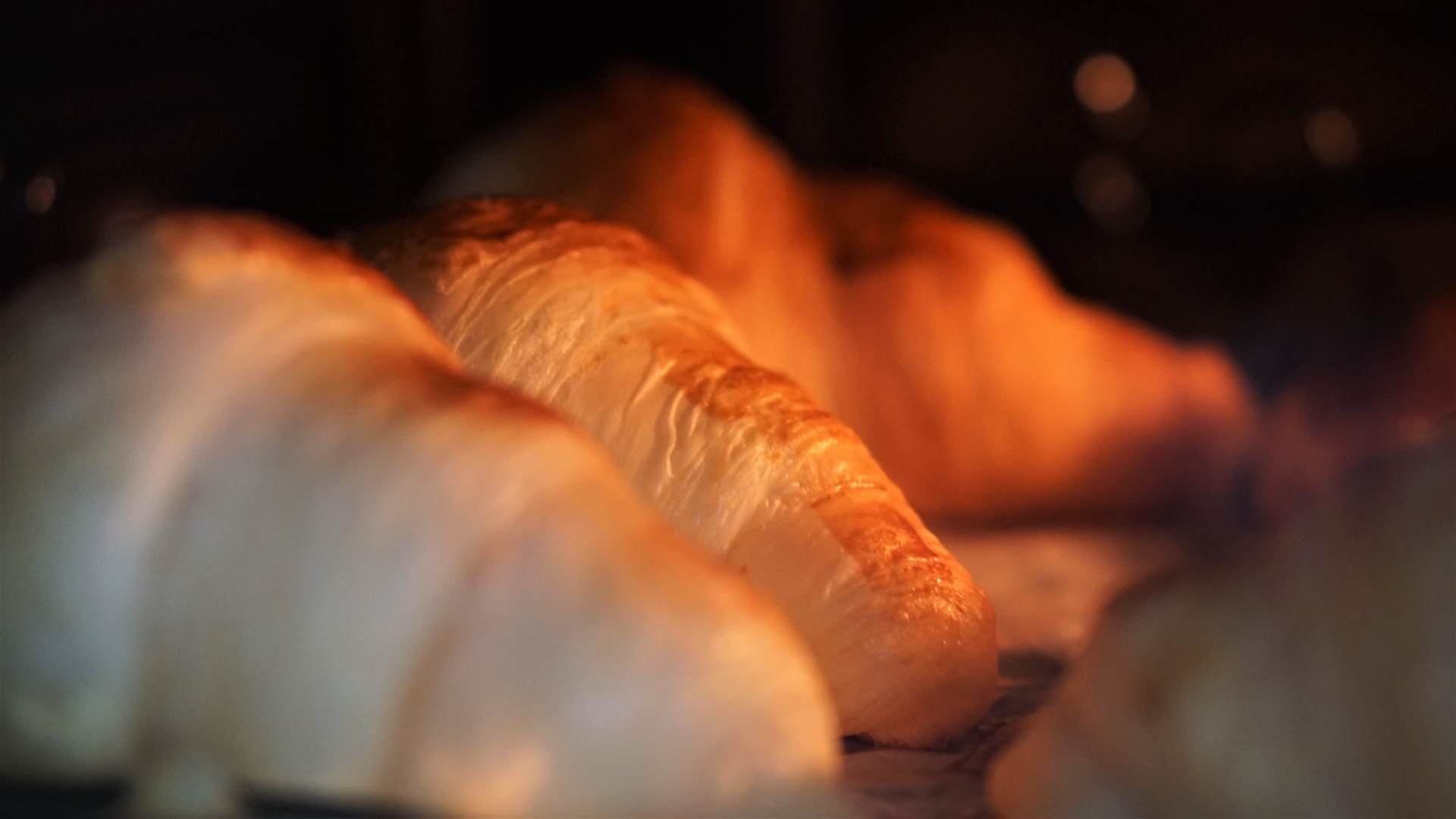 烘焙烤箱该如何选择,烘焙小白要准备哪些食材