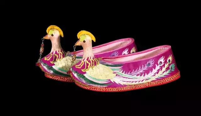 中国风纯手工绣花鞋,传统绣花鞋手工