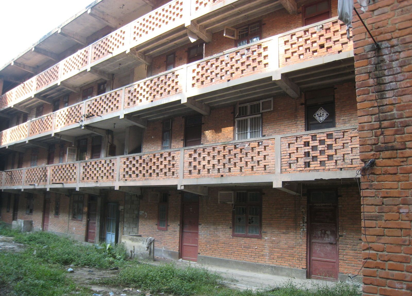 贵州深山发现神秘基地已废弃多年,贵州神秘军事禁区