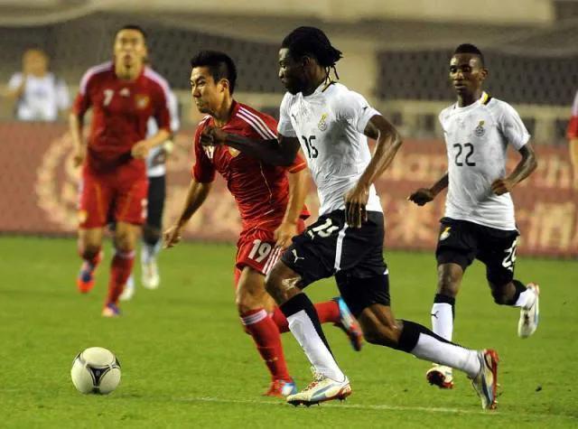 鲁能足校青训精英队招生条件,鲁能足校有前途的小球员