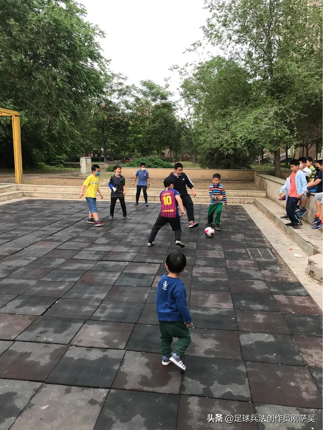 5种简单的足球战术训练方法,个人如何更好的增强足球战术意识