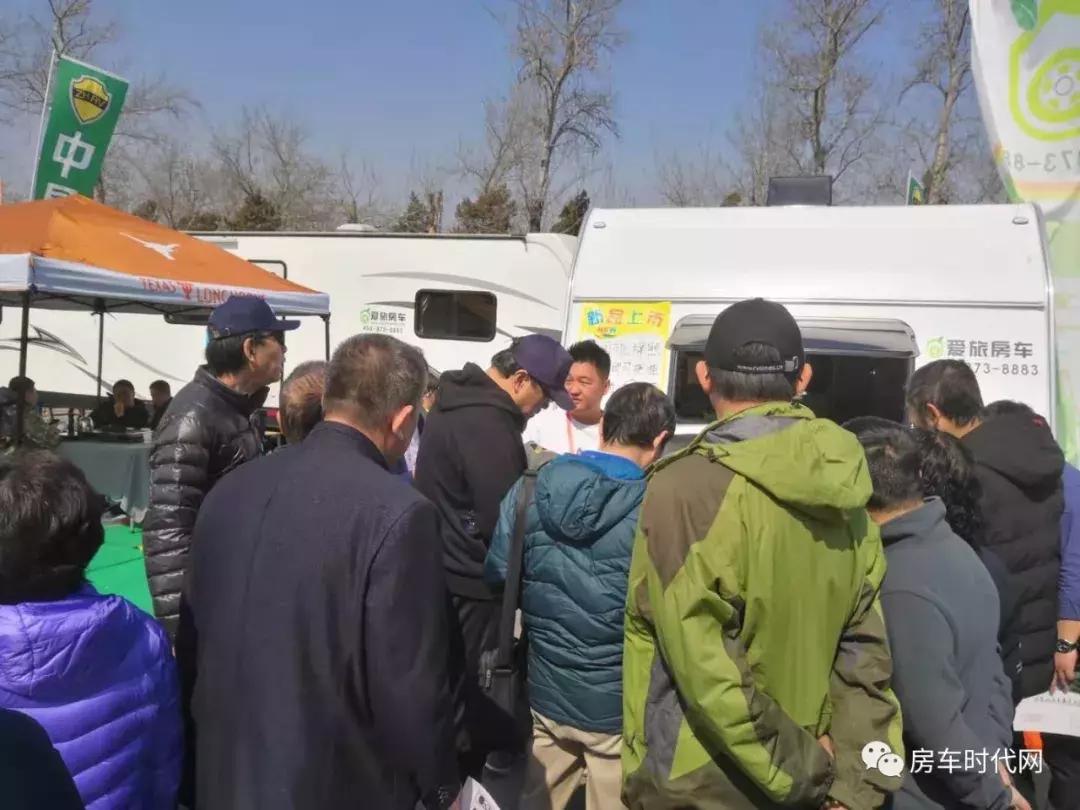 爱旅豪华双套间版拖挂房车,爱旅490拖挂式房车