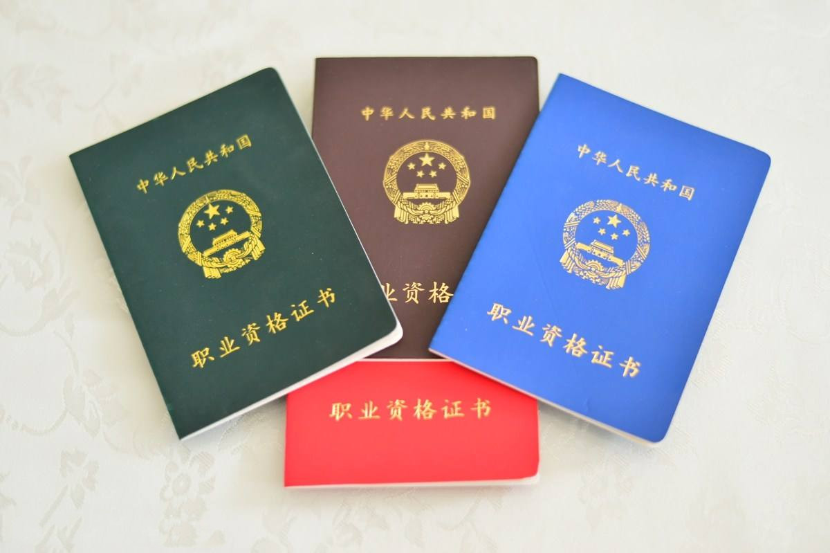 怎么成为一名游泳教练,怎么才能成为游泳教练