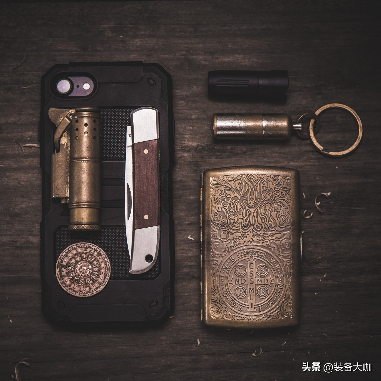 性价比很重要，颜值更重要——三刃木7065系列小*刀折**使用感受