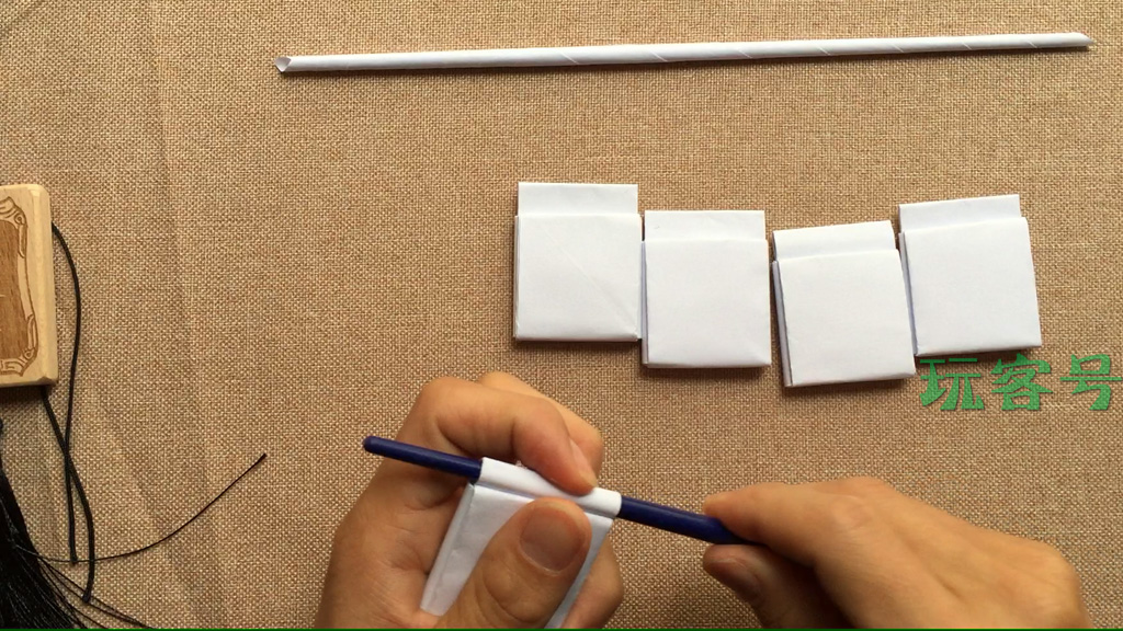 驳壳枪折法图片,80后驳壳枪折纸