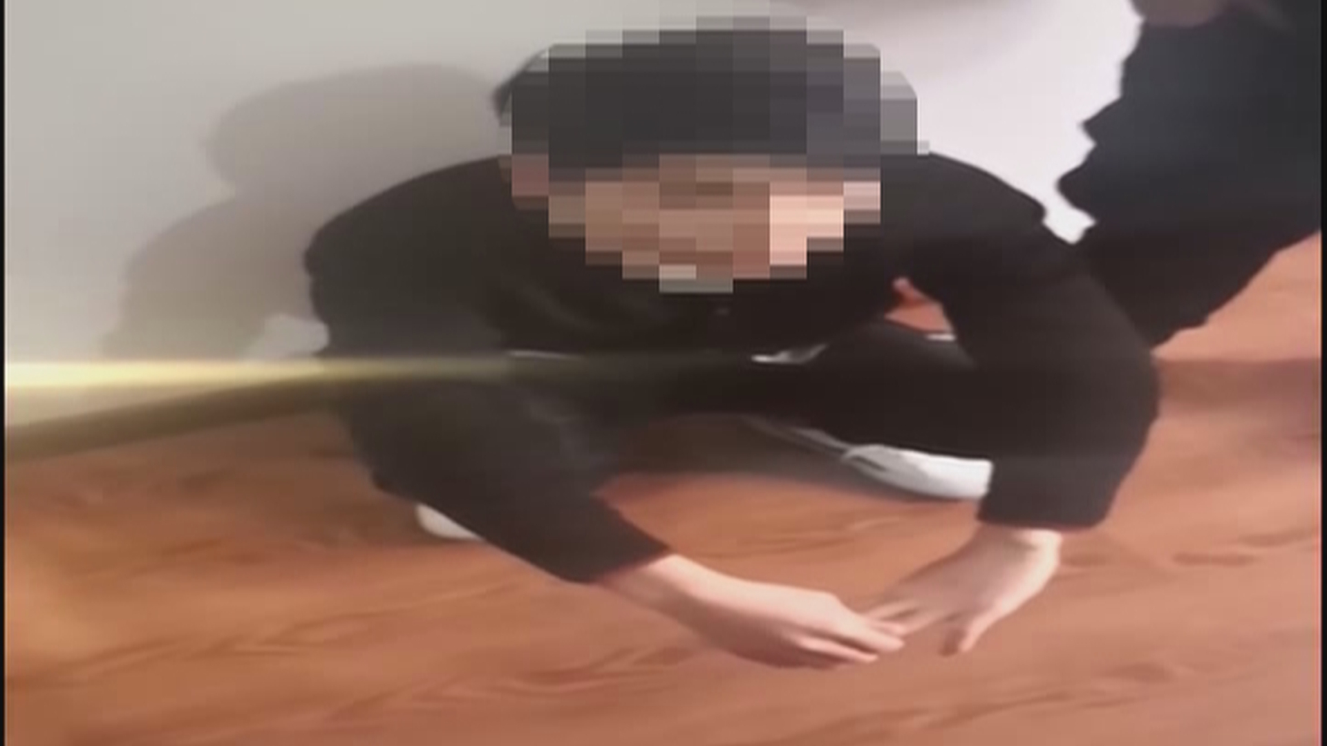 浙江秃顶大叔装美女网恋骗39万元,贵州一男子扮女装网恋诈骗