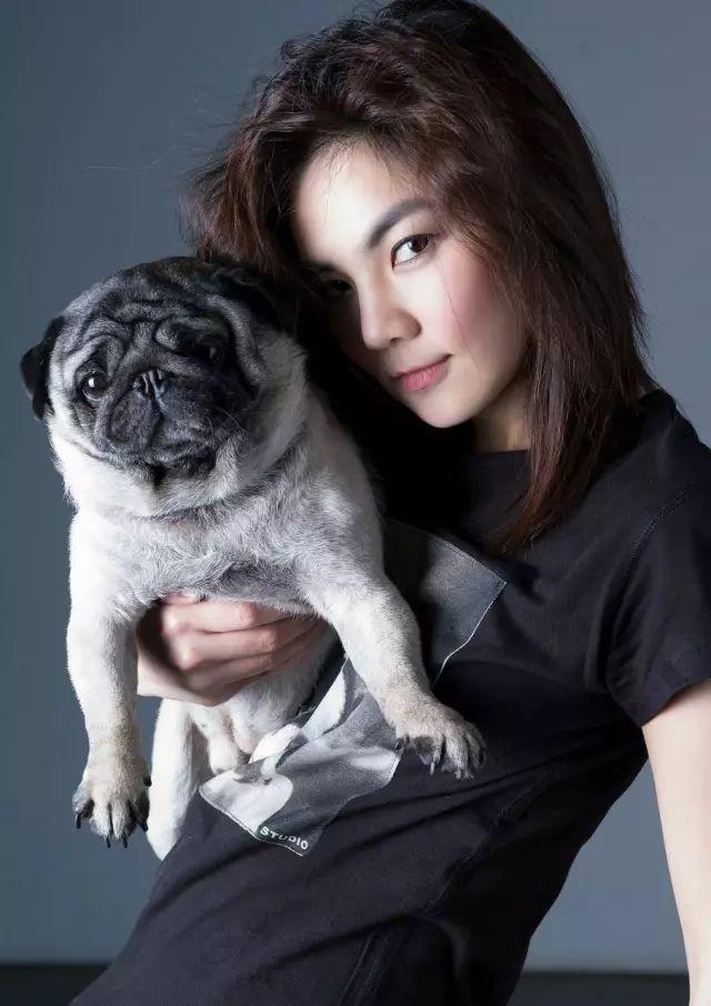 王源王俊凯易烊千玺唱波斯猫,ella谈千玺