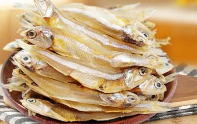 如何挑选新鲜的白眉鱼干,怎么挑选巴浪鱼干