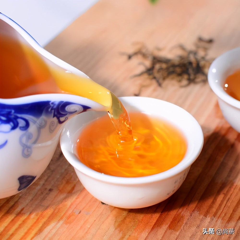 一杯浓郁的红茶,别有一番风味的冰红茶