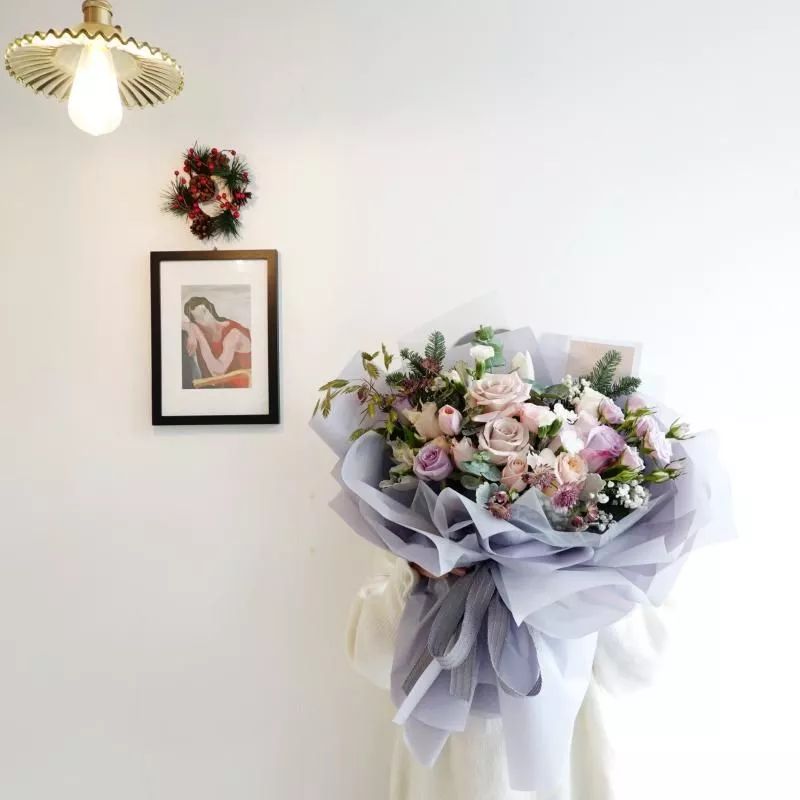 以香槟玫瑰为主的韩式花束,清新柔和治愈系韩式花束