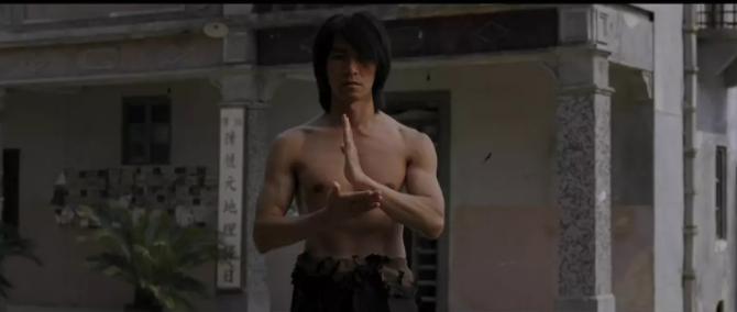 为什么周星驰的功夫艺术价值高,周星驰的喜剧功夫