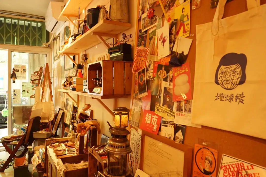 人民公园小南街,人民公园长发魔女