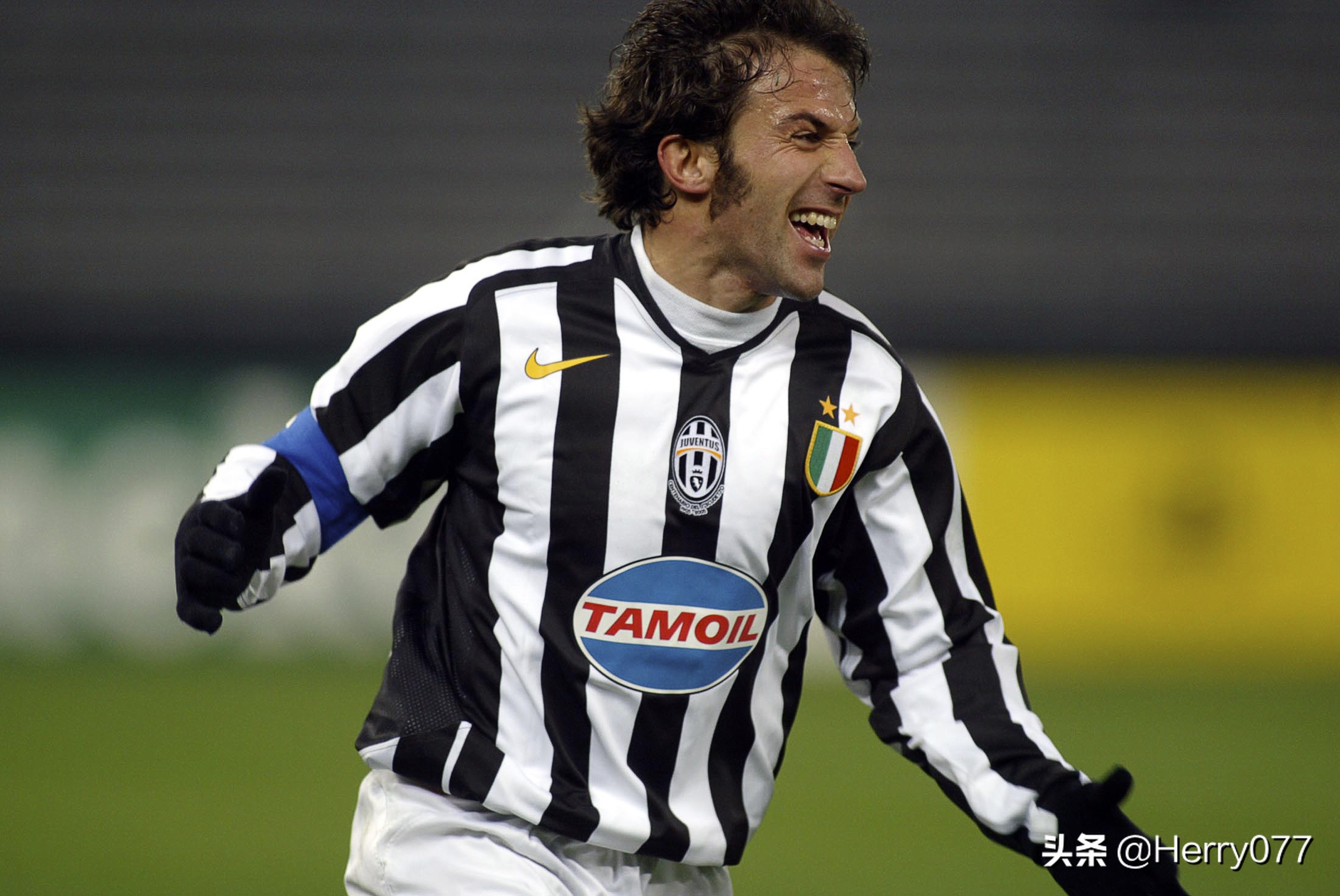 足球前卫后卫中锋哪个最重要,后卫最怕哪种类型前锋