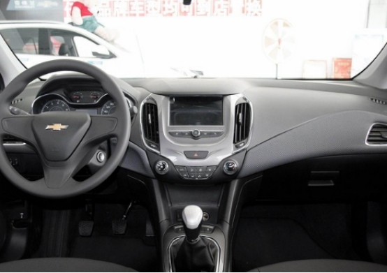 雪佛兰科鲁兹两厢车二手车,雪佛兰科鲁兹两厢哪个版本比较好