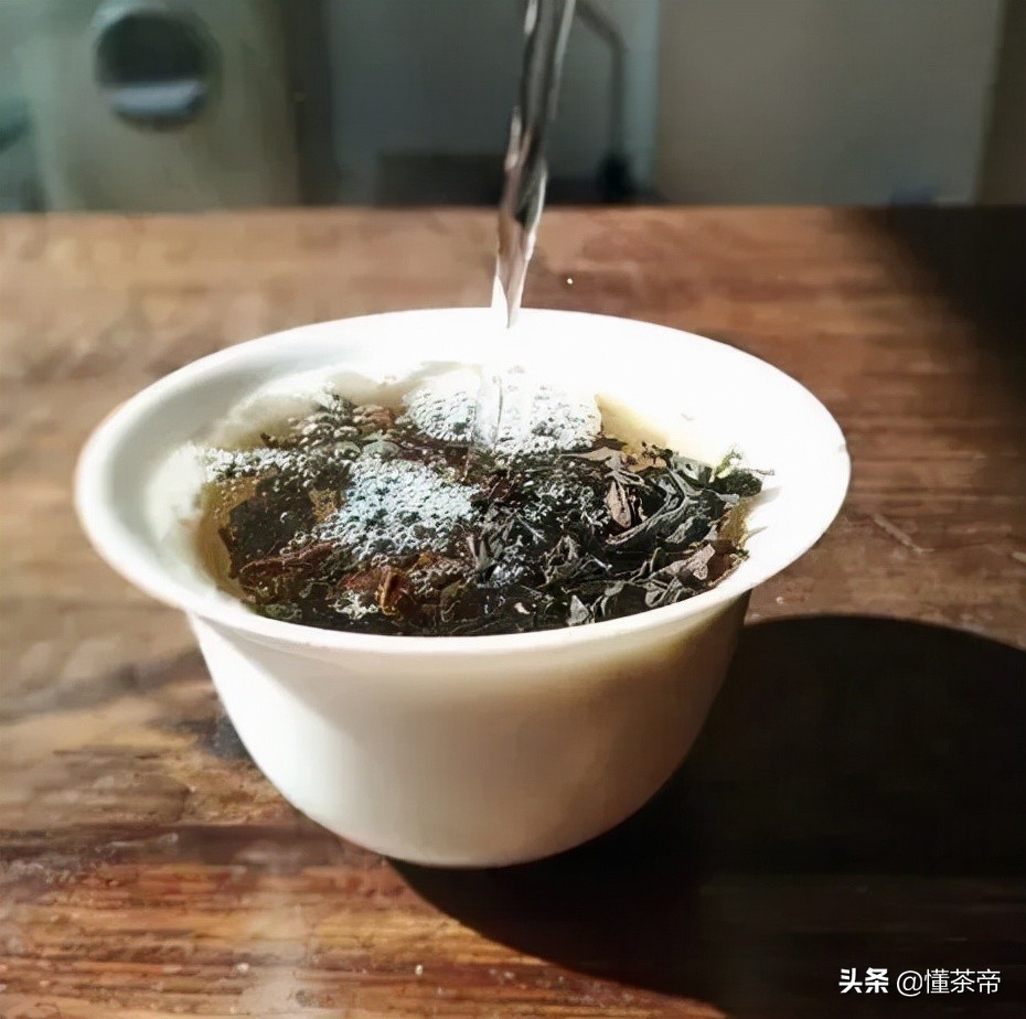 袁枚细品武夷茶,岩茶和龙井有什么特点