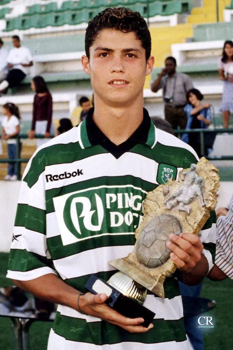 你永远不懂足球的魅力,你不看足球你就不会懂泪水的意义