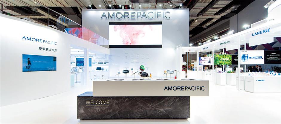 阿迪达斯3d打印鞋白色搭配,阿迪达斯3d打印鞋和耐克对比