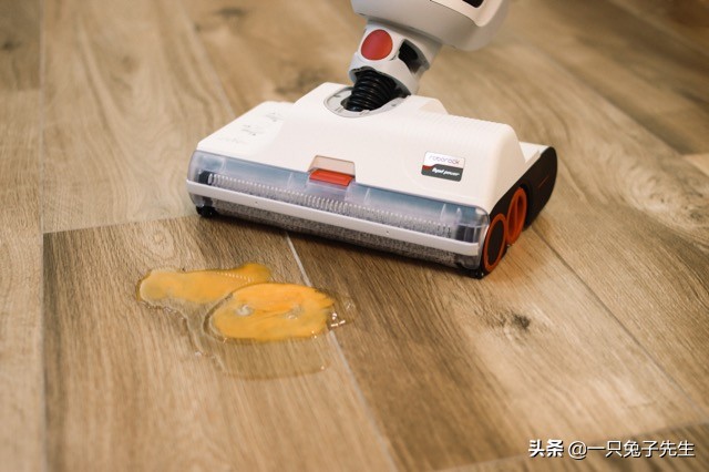 石头智能双刷洗地机t8,石头u10和uwant洗地机测评