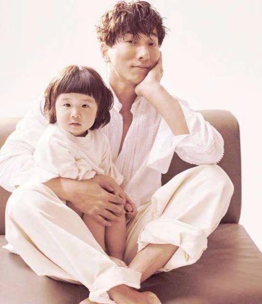 张亮,你“是否”欠婚姻一份尊重?17998一起久久吧?