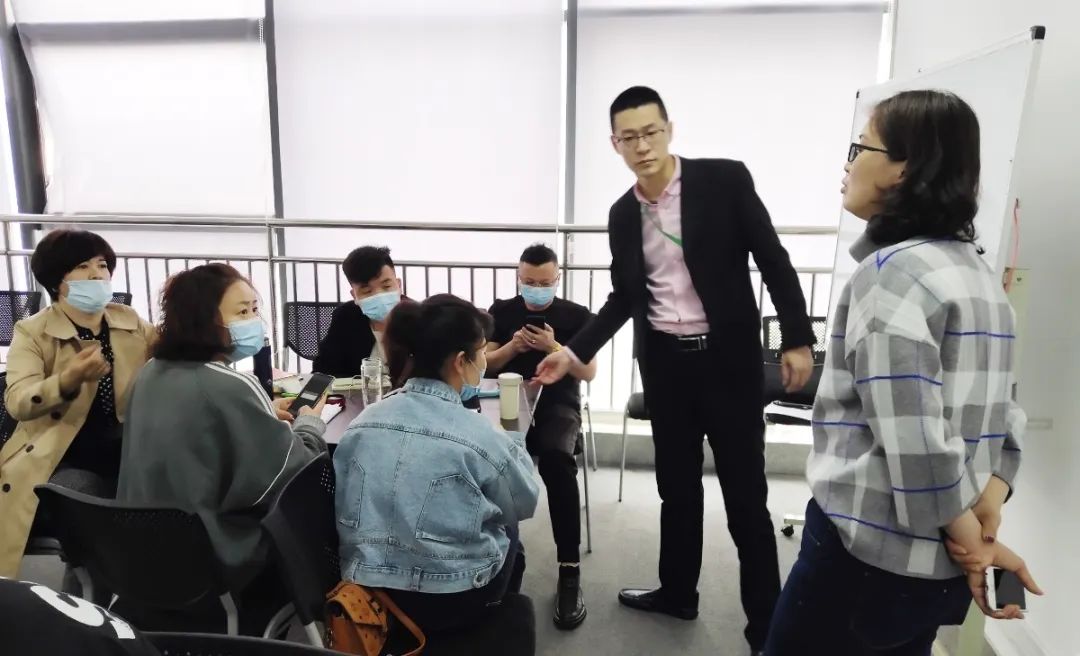 云采智能近视防控眼镜真的有用吗,云采智能眼镜