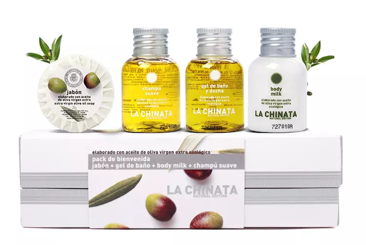 张馨予用的是什么眼霜,张馨予美致颜眼部精华乳