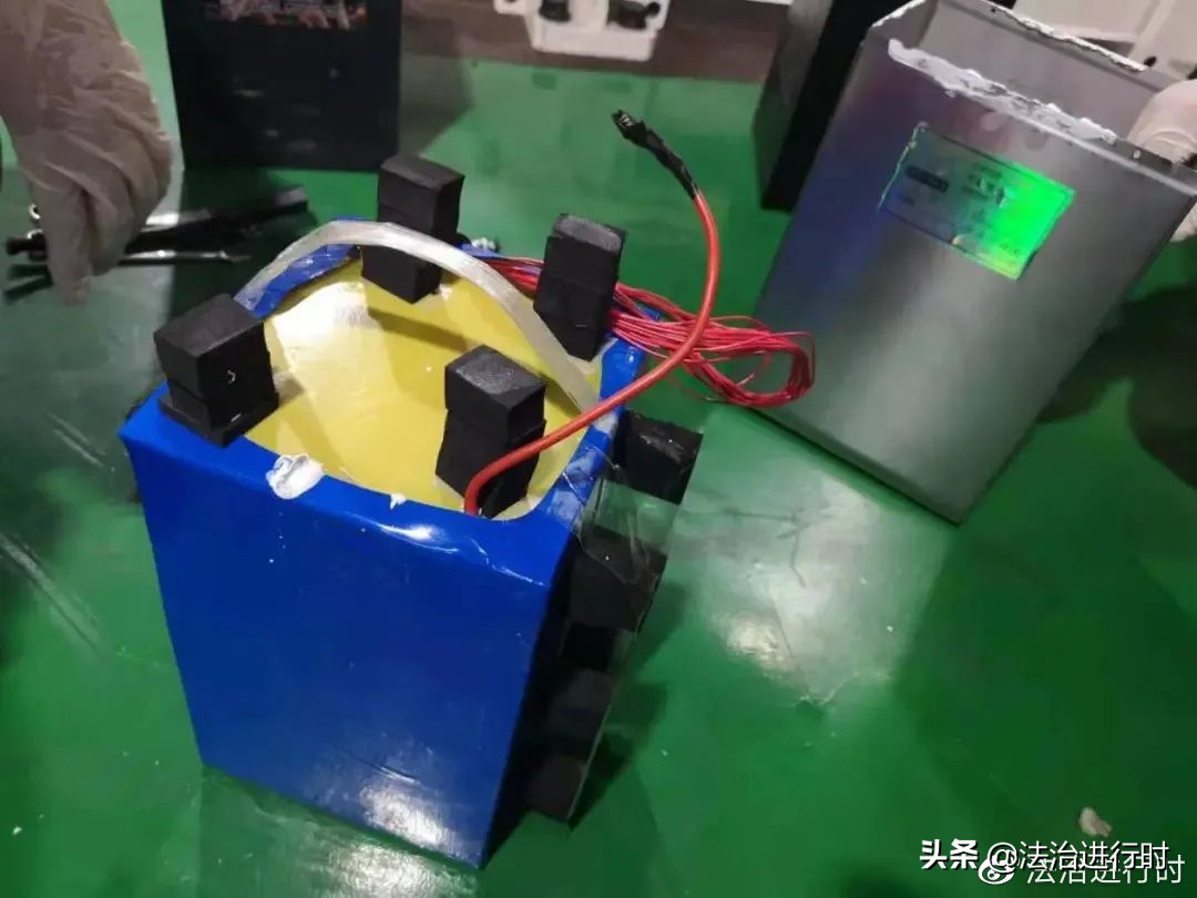 电动自行车电池48v53安违法,电动自行车充电桩乱象调查