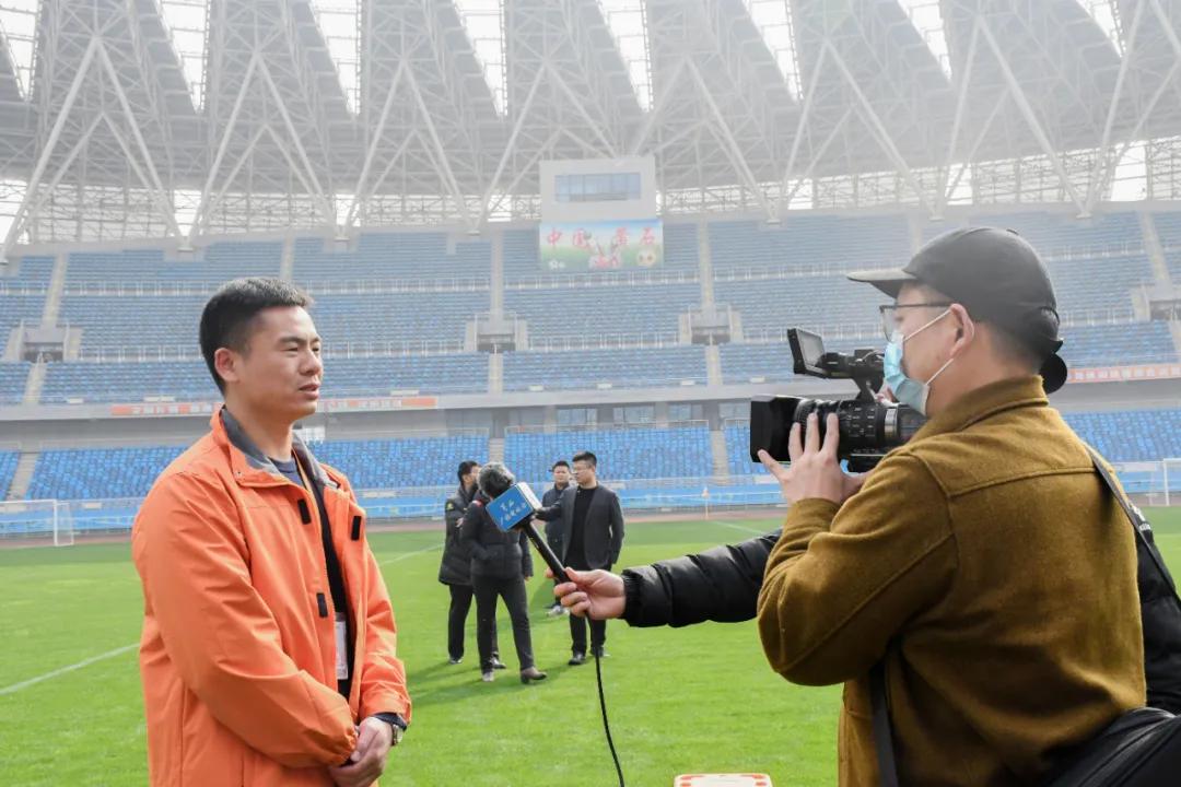 毛铺紫荞酒52度直播,毛铺足球邀请赛