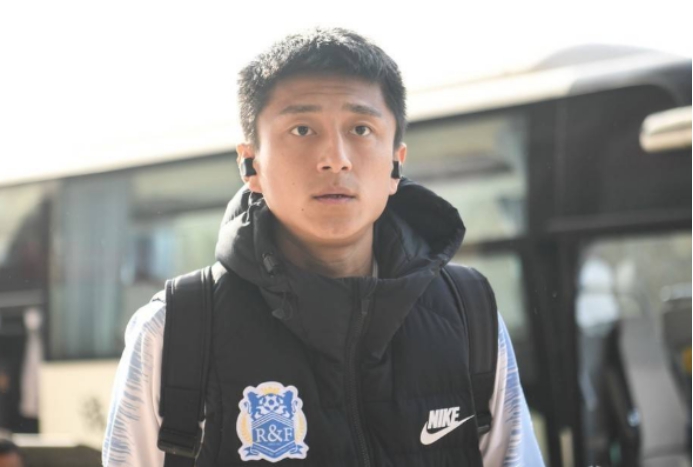 富力边后卫丁海峰回归,富力丁海峰