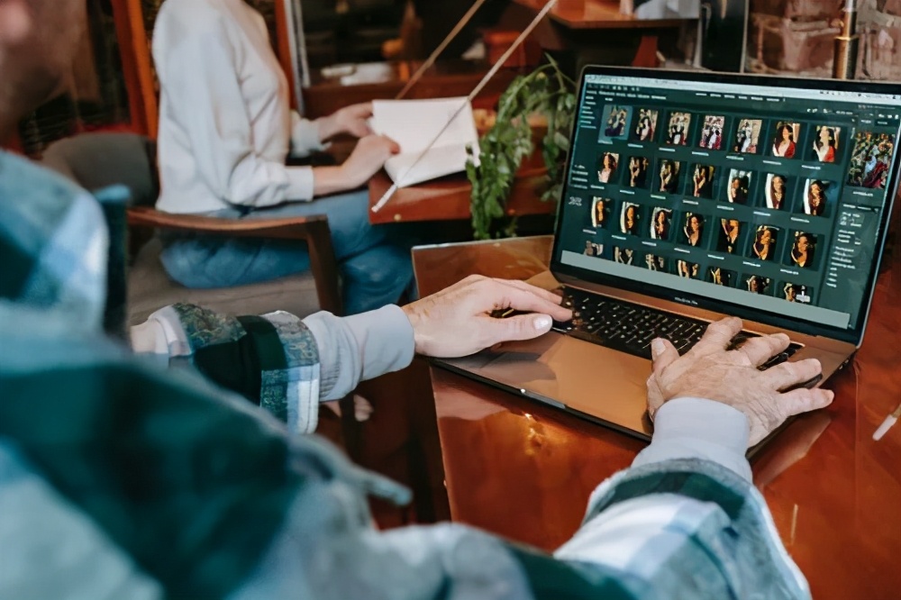 中国互联网大事件历史,互联网发展史1965年