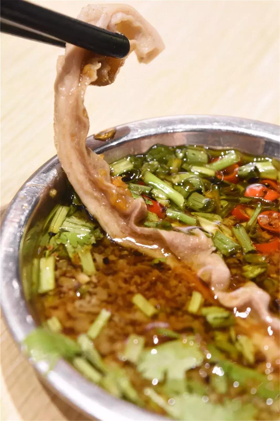 南海里水有间人气爆棚的食府，鳄鱼龟走地鸡煲只需158元！